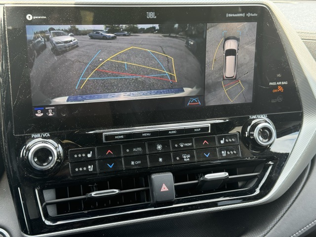 2021 Toyota Highlander Platinum photo 26