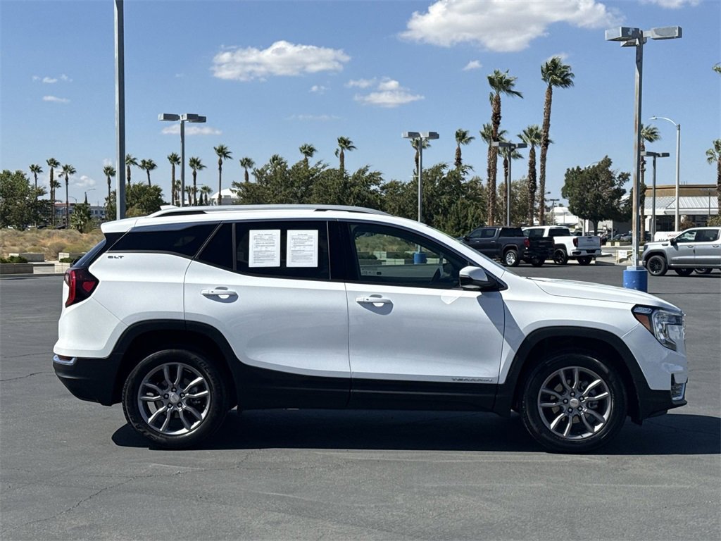 2024 Gmc Terrain SLT photo 29