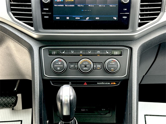 2021 Volkswagen Atlas Cross Sport V6 SE Technology photo 29