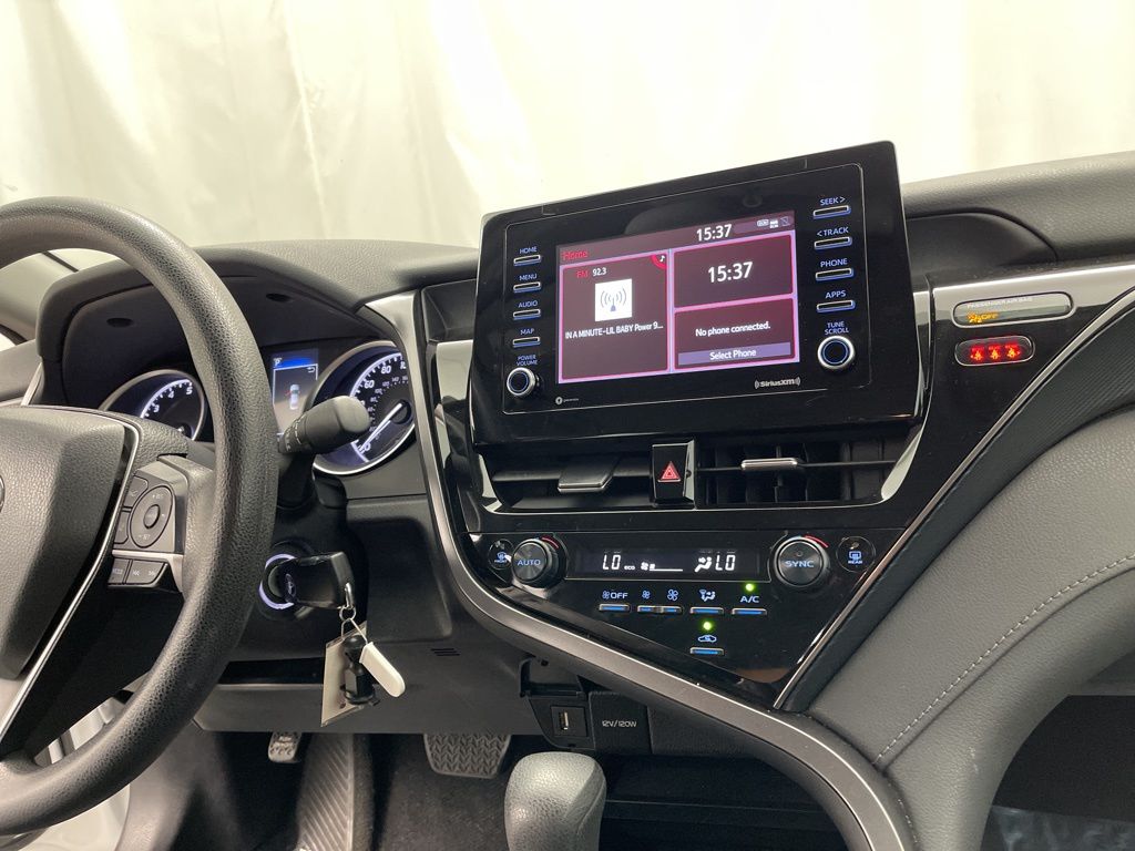 2024 Toyota Camry LE photo 16