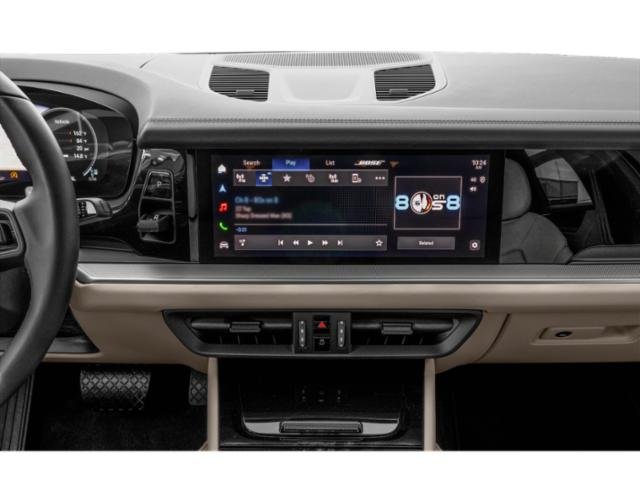 2025 Porsche Cayenne Base photo 9