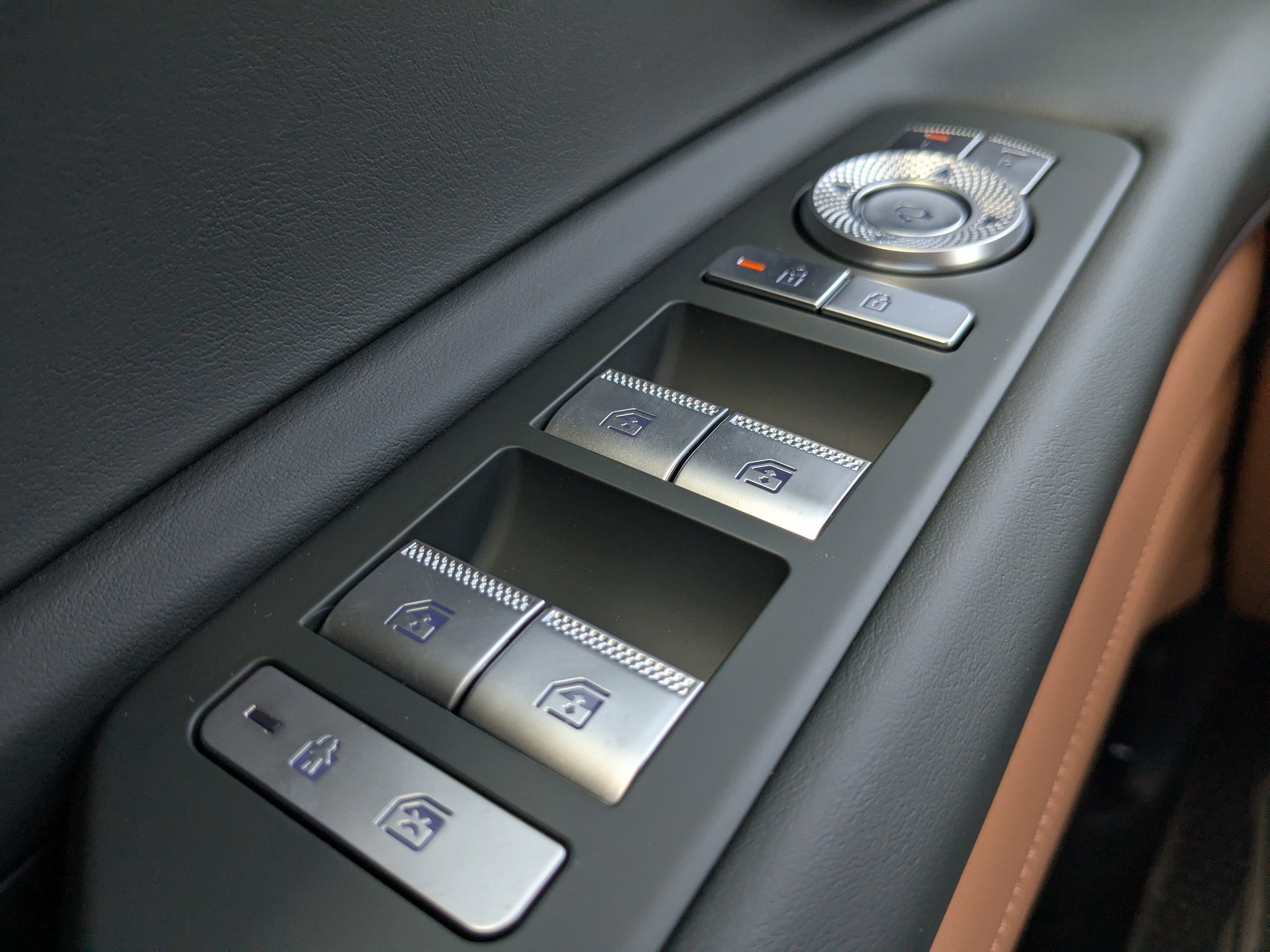 2025 Genesis GV80 2.5T Prestige photo 18