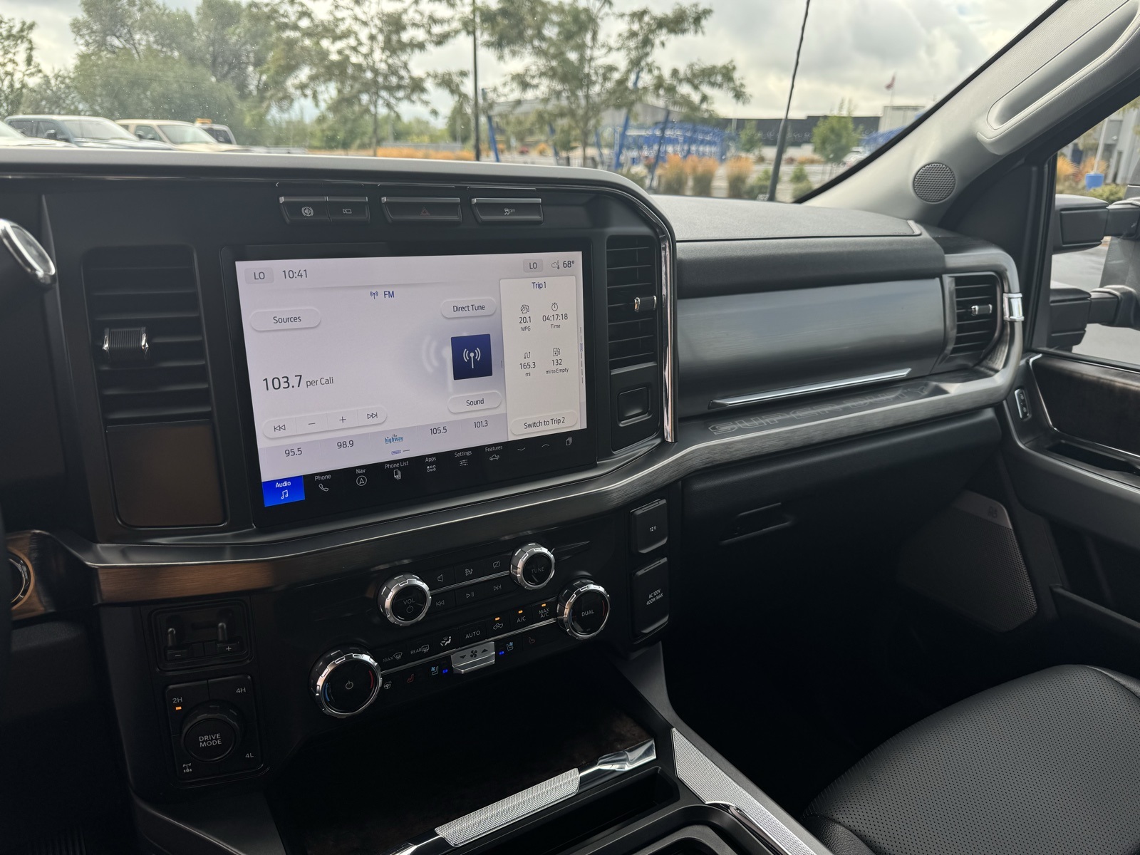 2024 Ford F-350 photo 19