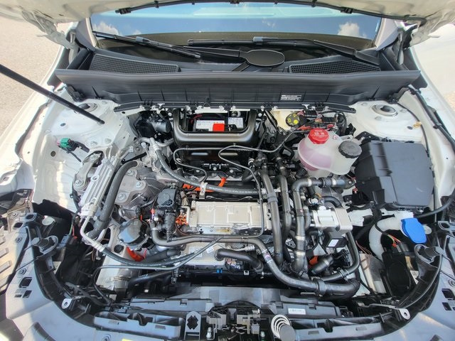 2024 Mercedes Benz EQB photo 10