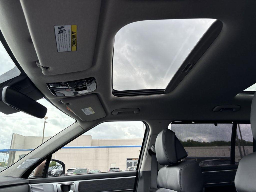 2024 Hyundai Santa Fe Limited photo 13