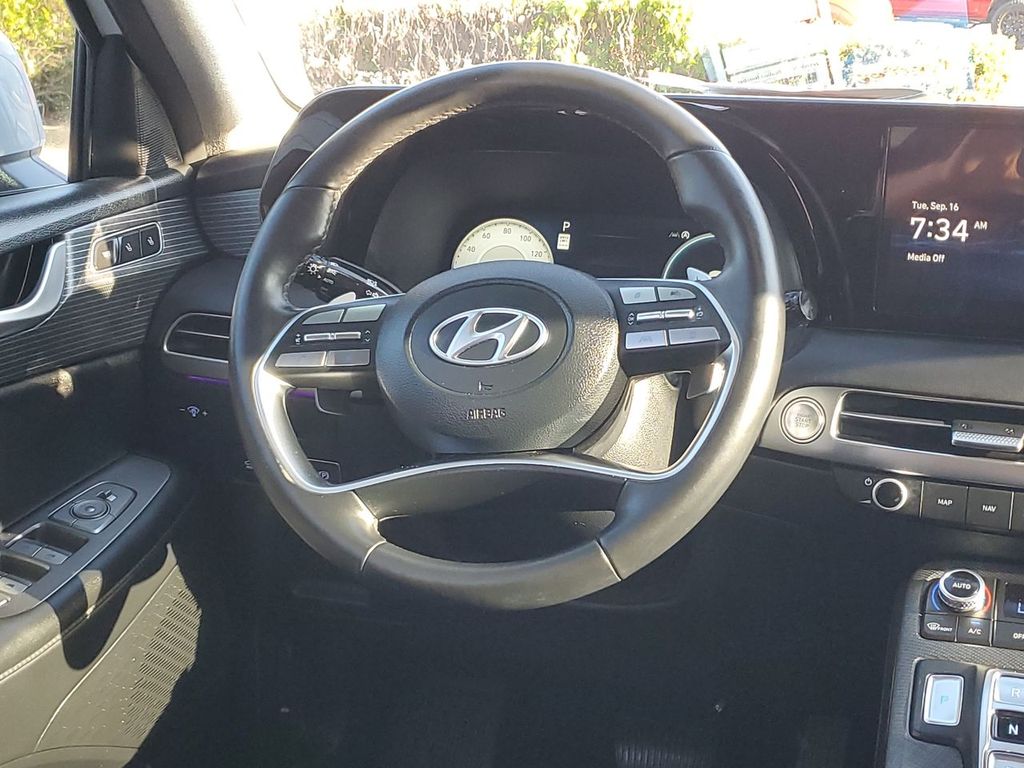 2024 Hyundai Palisade Limited photo 22