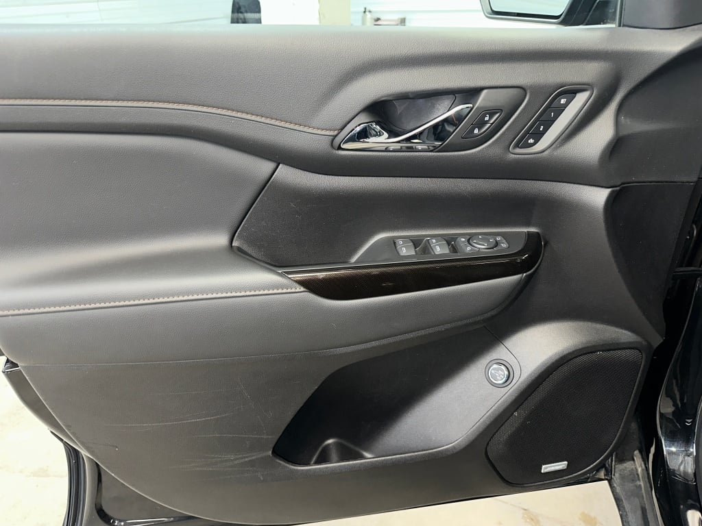 2023 Gmc Acadia AT4 photo 5