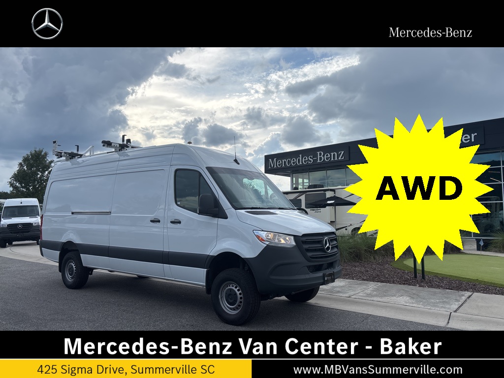 2024 Mercedes-Benz Sprinter Cargo Van Base's photo