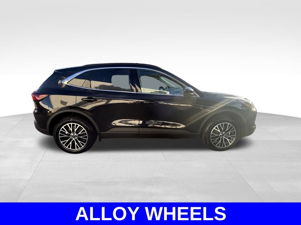 2024 Ford Escape Plug-In Hybrid Base photo 3