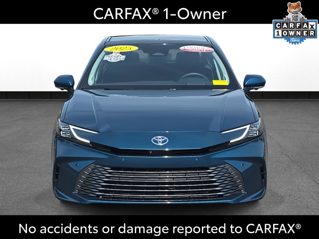 2025 Toyota Camry XSE photo 2