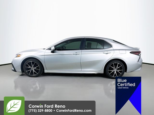 2021 Toyota Camry SE photo 4