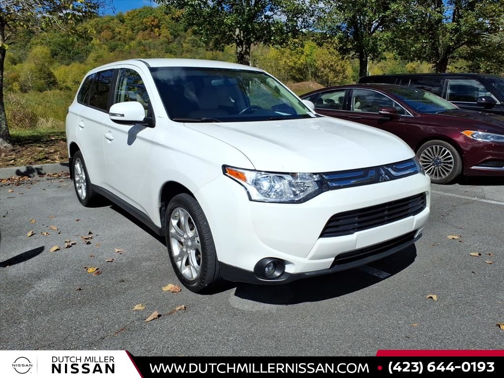 2014 Mitsubishi Outlander SE