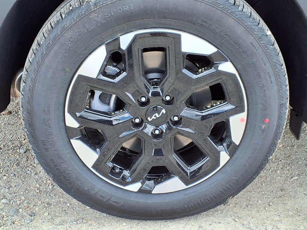 2025 Kia Sorento S photo 4