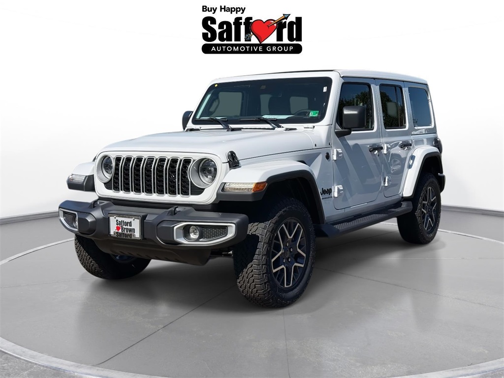 2025 Jeep Wrangler 4-Door Sahara's photo
