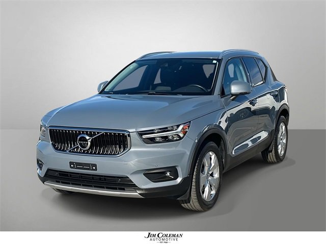 2021 Volvo XC40 Momentum