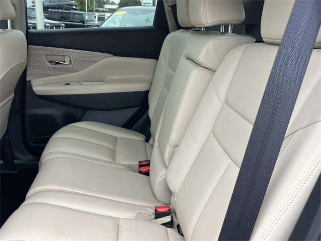 2023 Nissan Murano SL photo 17