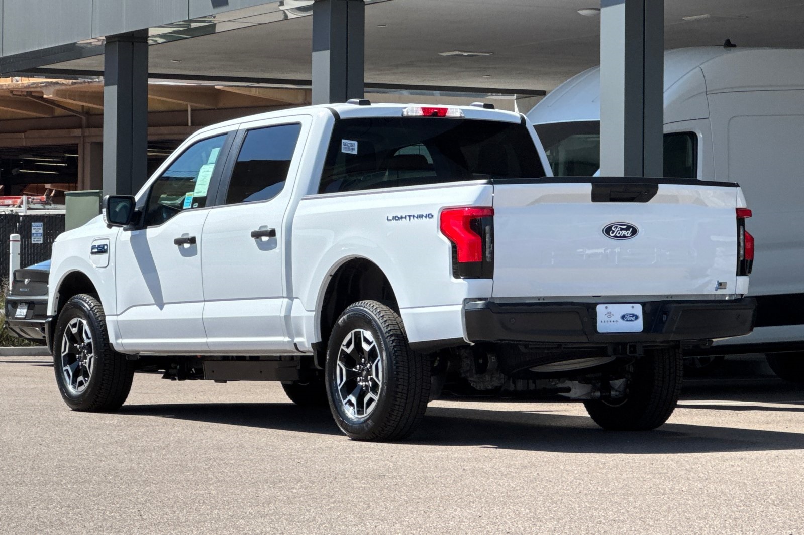 2024 Ford F-150 Lightning photo 5