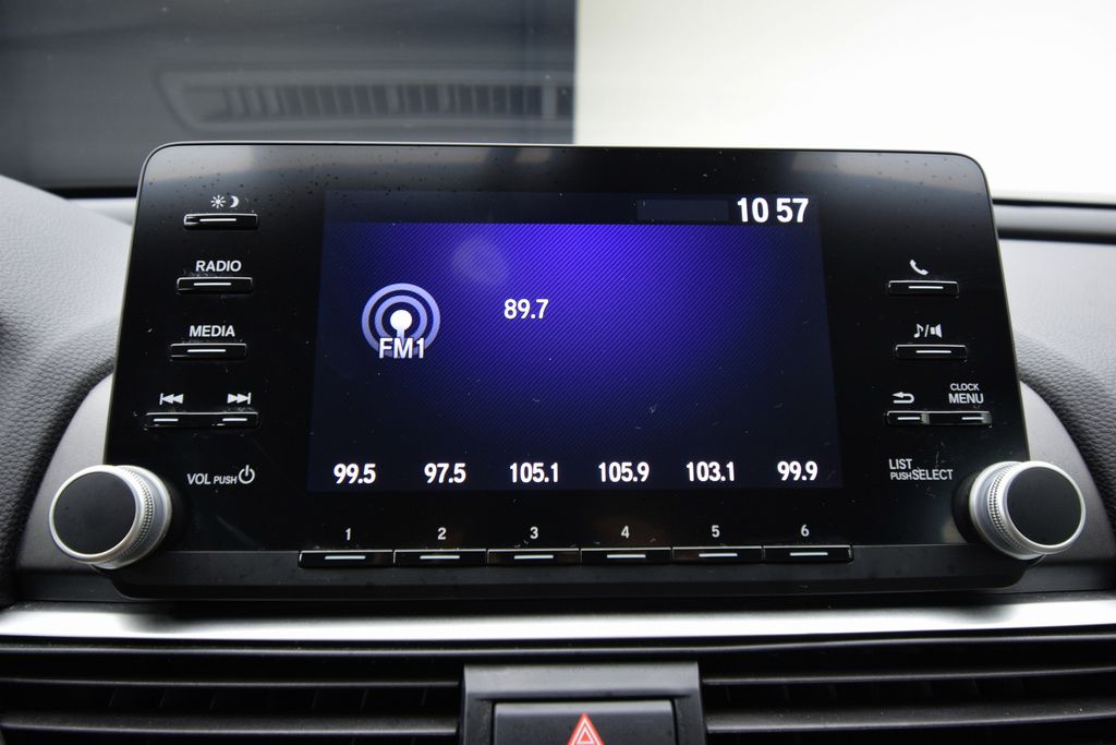 2018 Honda Accord LX photo 10