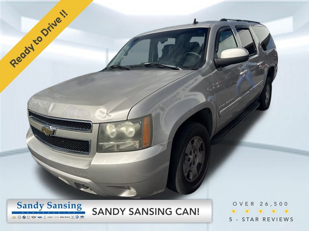 2007 Chevrolet Suburban LT's photo