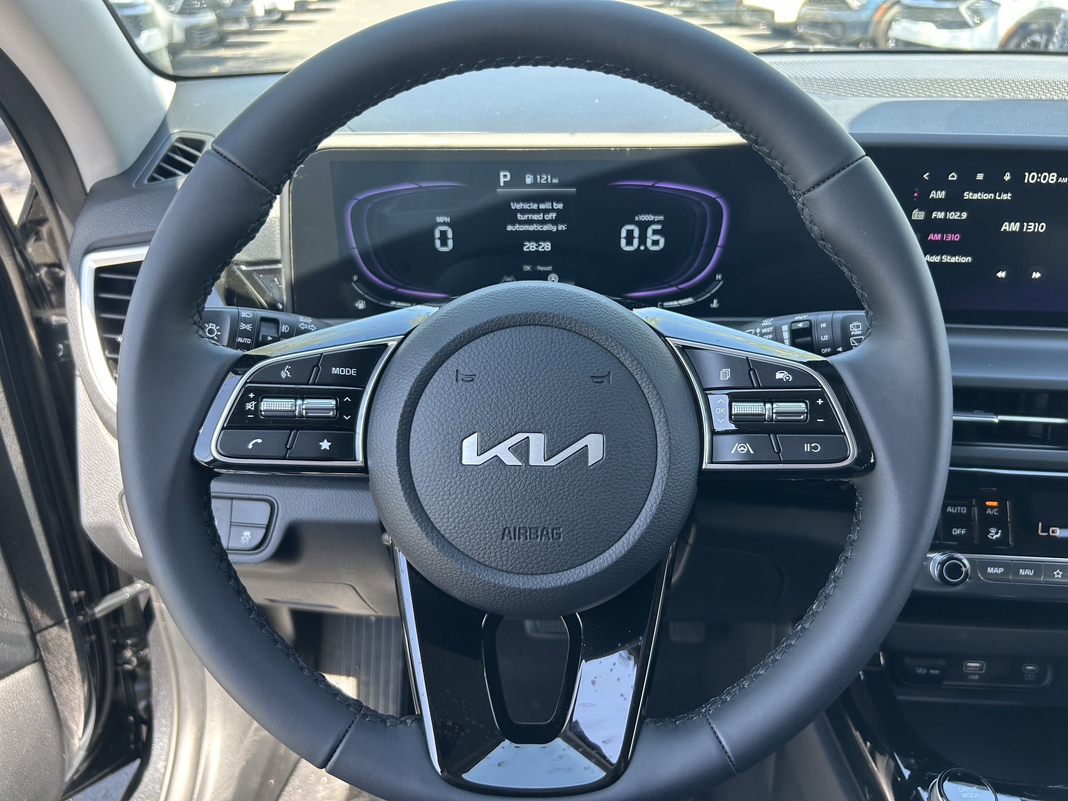 2025 Kia Seltos S photo 2