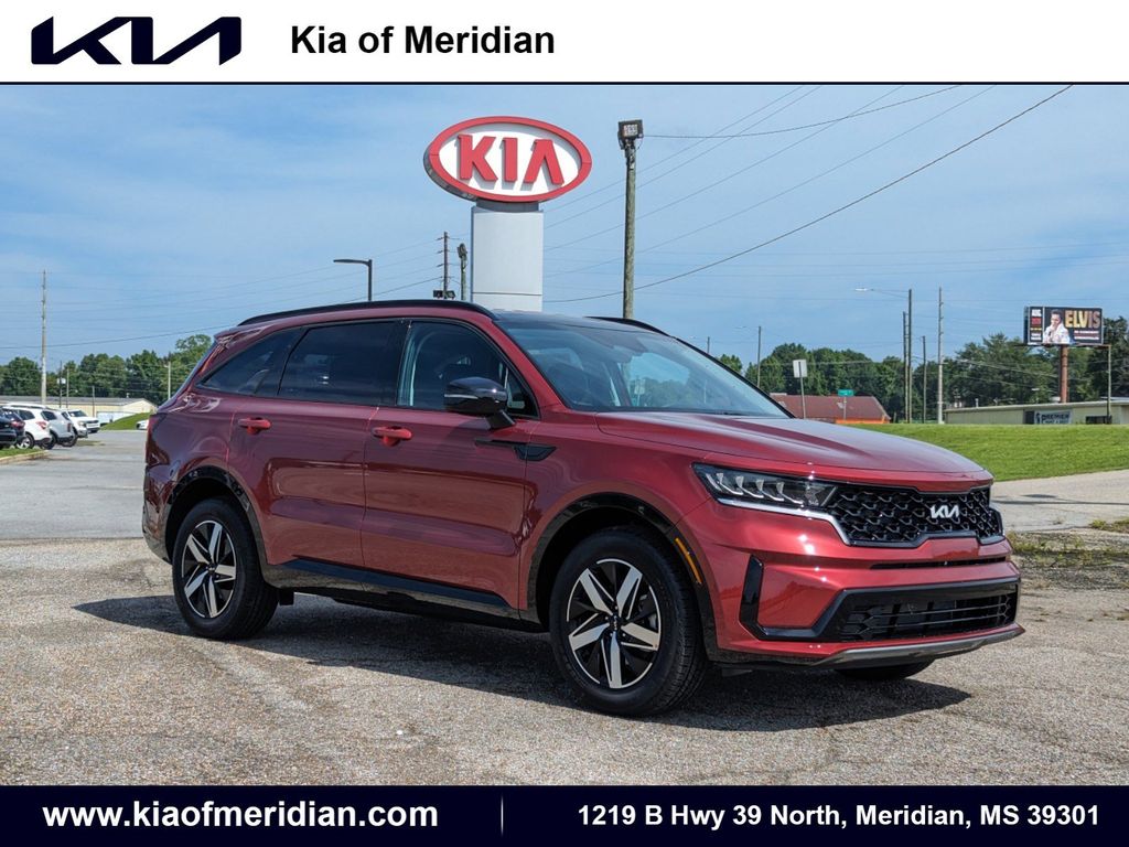 2023 Kia Sorento S's photo