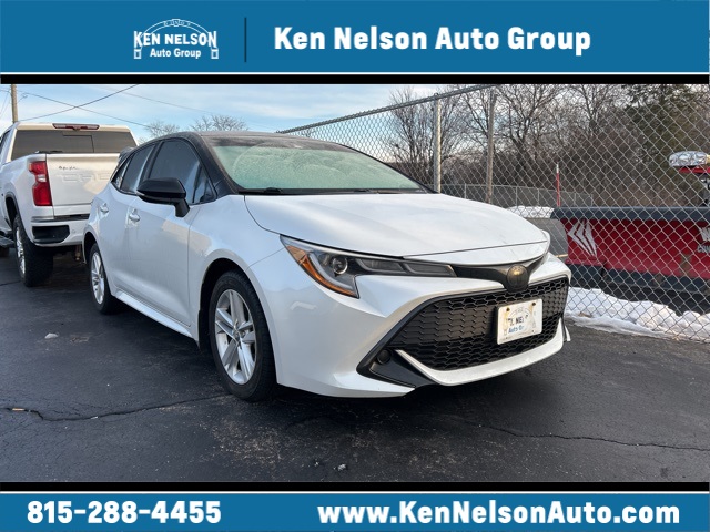 2021 Toyota Corolla Hatchback SE's photo