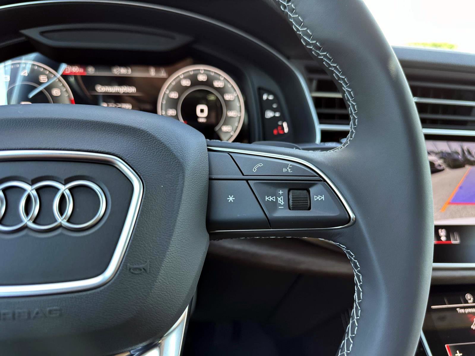 2026 Audi Q8 line Premium Plus photo 28