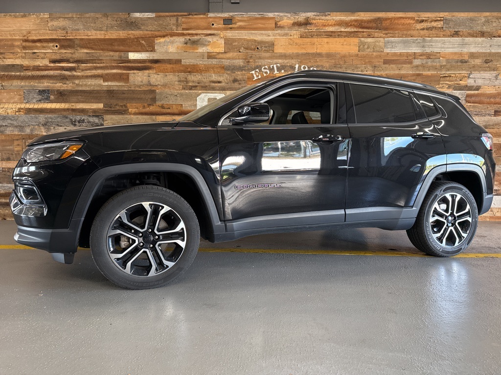 2022 Jeep Compass Limited photo 3