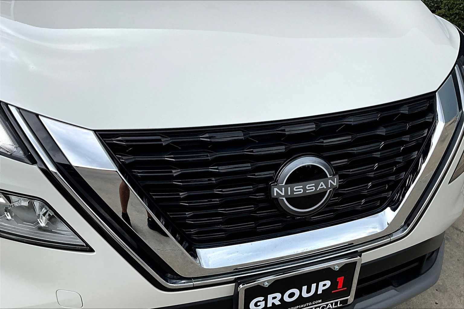 2023 Nissan Rogue SV photo 26