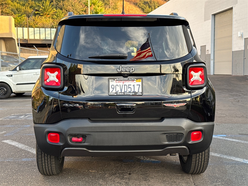 2022 Jeep Renegade Trailhawk photo 6