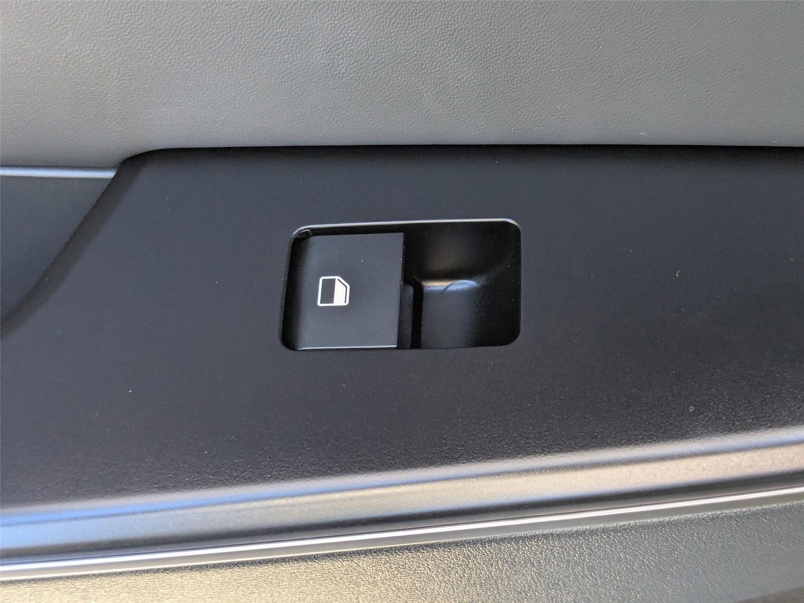2025 Kia EV6 Light photo 28