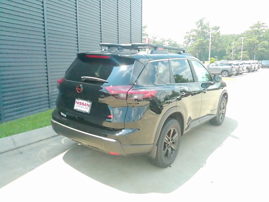 2026 Nissan Rogue SV photo 3