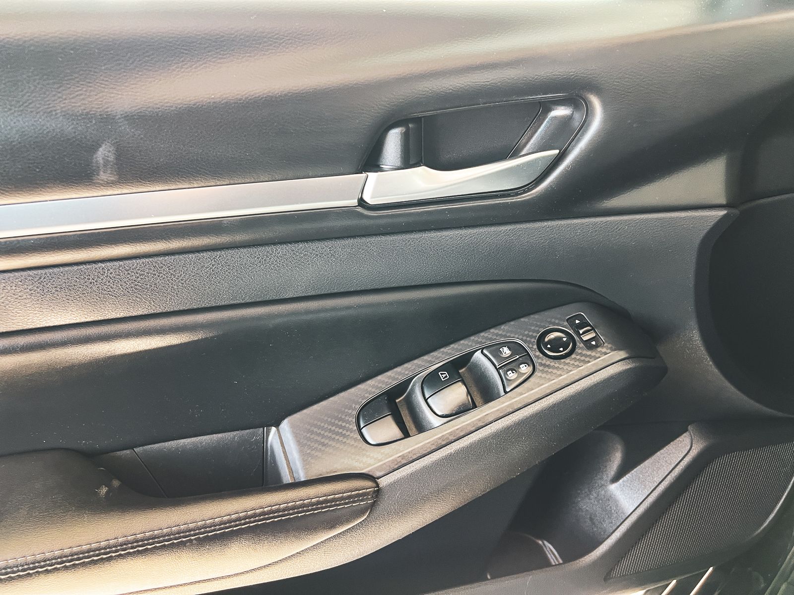 2022 Nissan Altima 2.5 SV photo 13