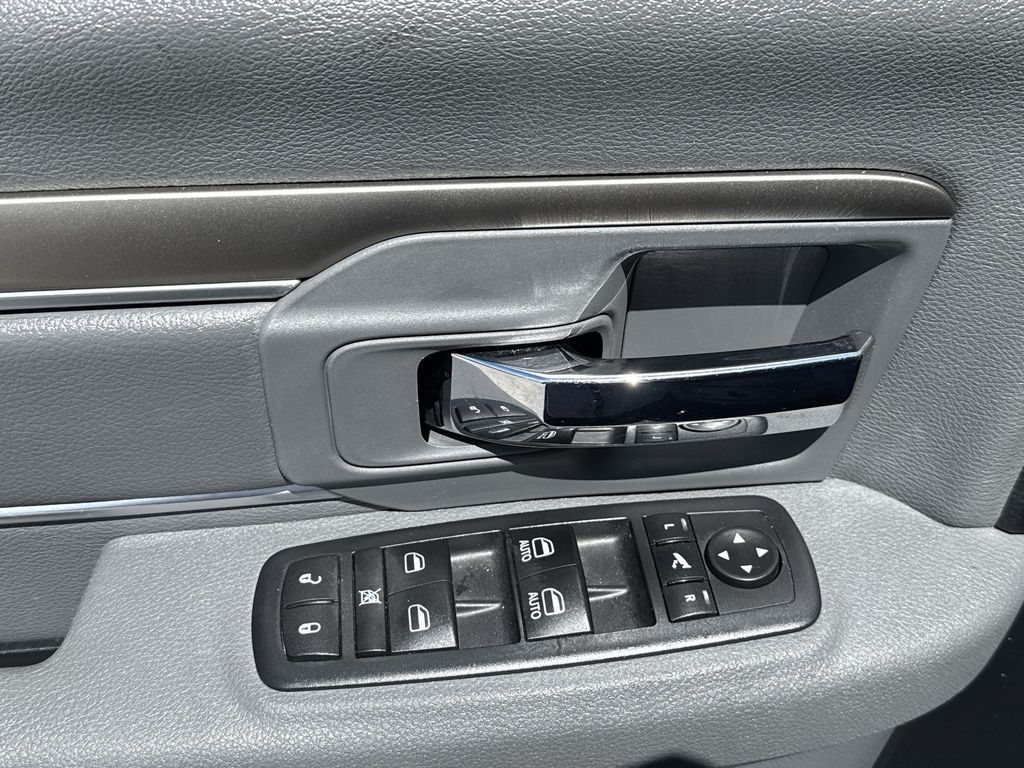 2016 Ram 1500 Big Horn photo 15