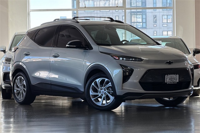 Used 2023 Chevrolet Bolt EUV LT with VIN 1G1FY6S02P4205799 for sale in San Francisco, CA