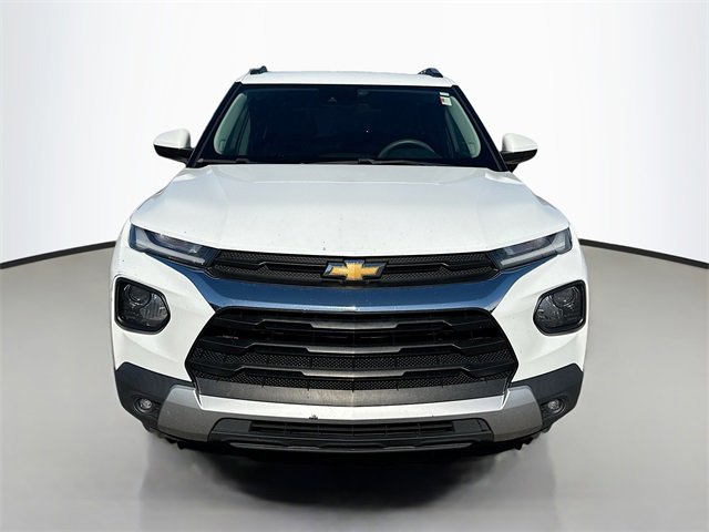 2021 Chevrolet Trailblazer LT photo 2