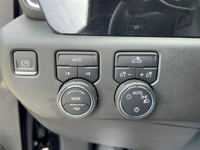 2023 Chevrolet Silverado 1500 LT photo 24