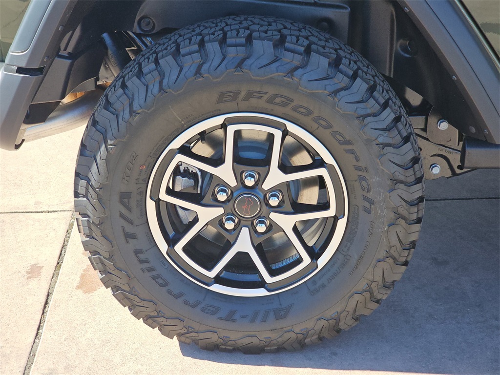 2025 Jeep Wrangler Rubicon photo 34