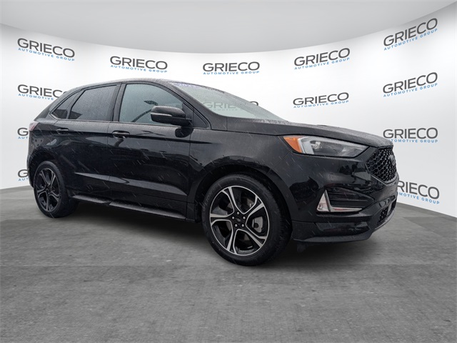 2023 Ford Edge ST's photo