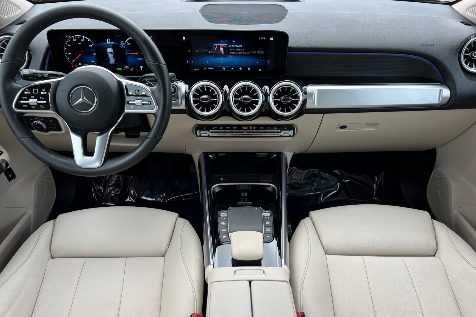 2023 Mercedes Benz EQB 300 4MATIC photo 3