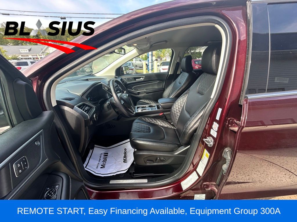 2023 Ford Edge Titanium photo 7