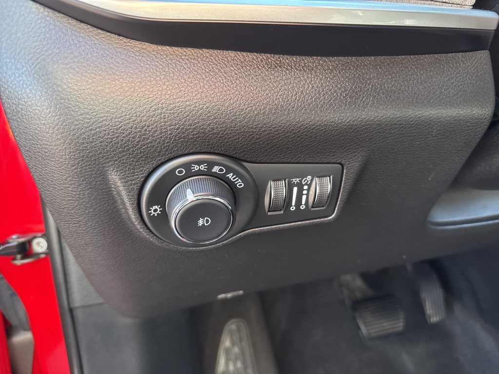 2024 Jeep Compass Latitude photo 37
