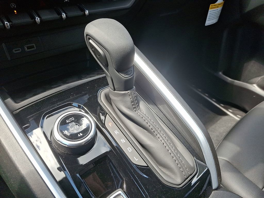 2025 Chevrolet Colorado Trail Boss photo 6