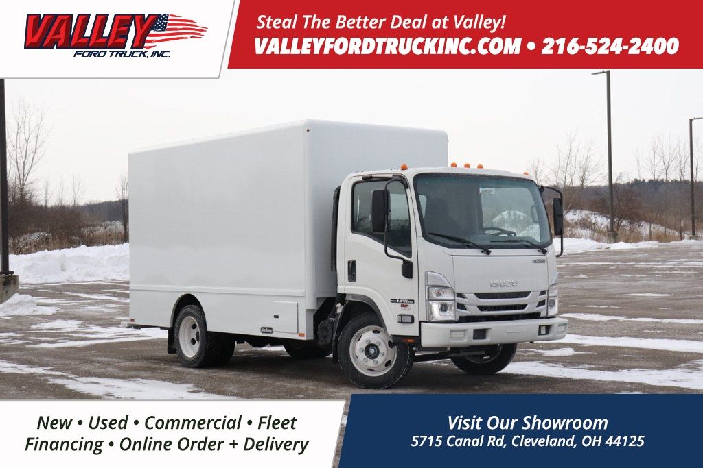 2024 Isuzu NPR HD's photo