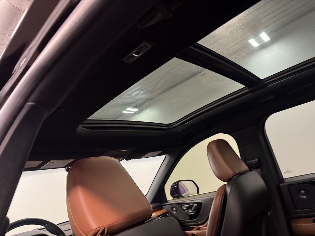 2022 Lincoln Aviator Reserve photo 10
