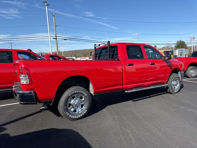 2024 Ram 2500 Tradesman photo 3