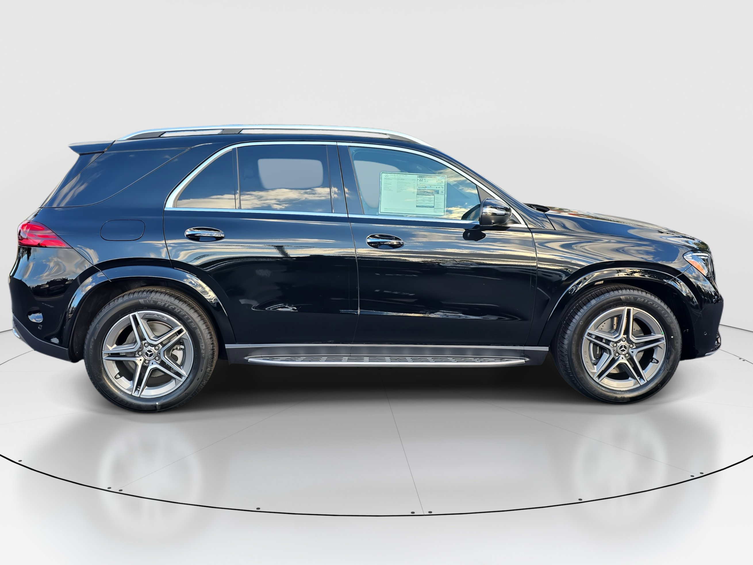 2026 Mercedes Benz GLE 350 4MATIC photo 2