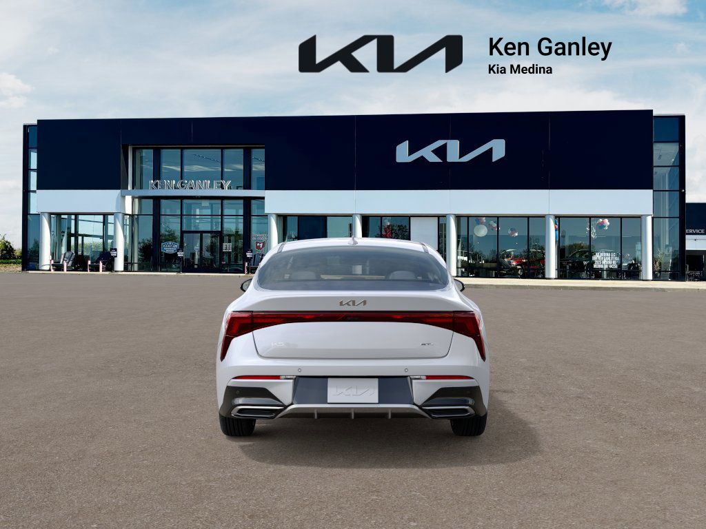 2026 Kia K5 GT-Line photo 3