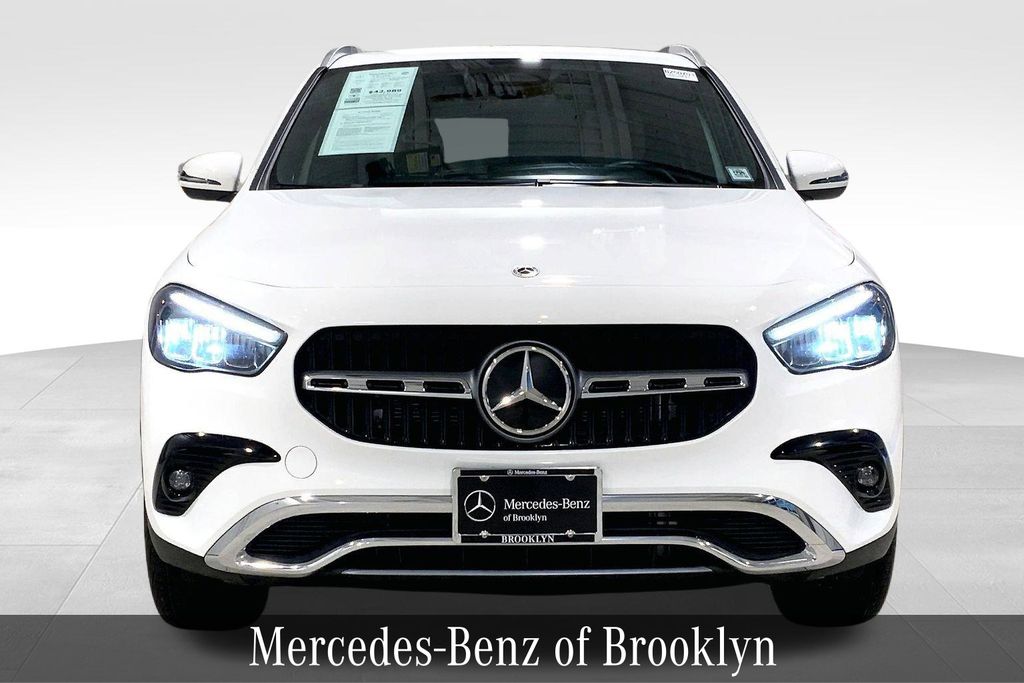 2025 Mercedes Benz GLA 250 4MATIC photo 2