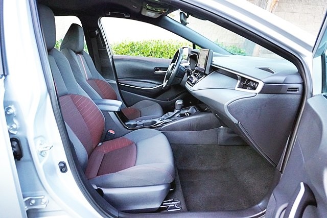 Used 2024 Silver Toyota SE image 10